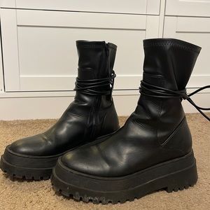 Missguided Black Chunky Ankle Boot